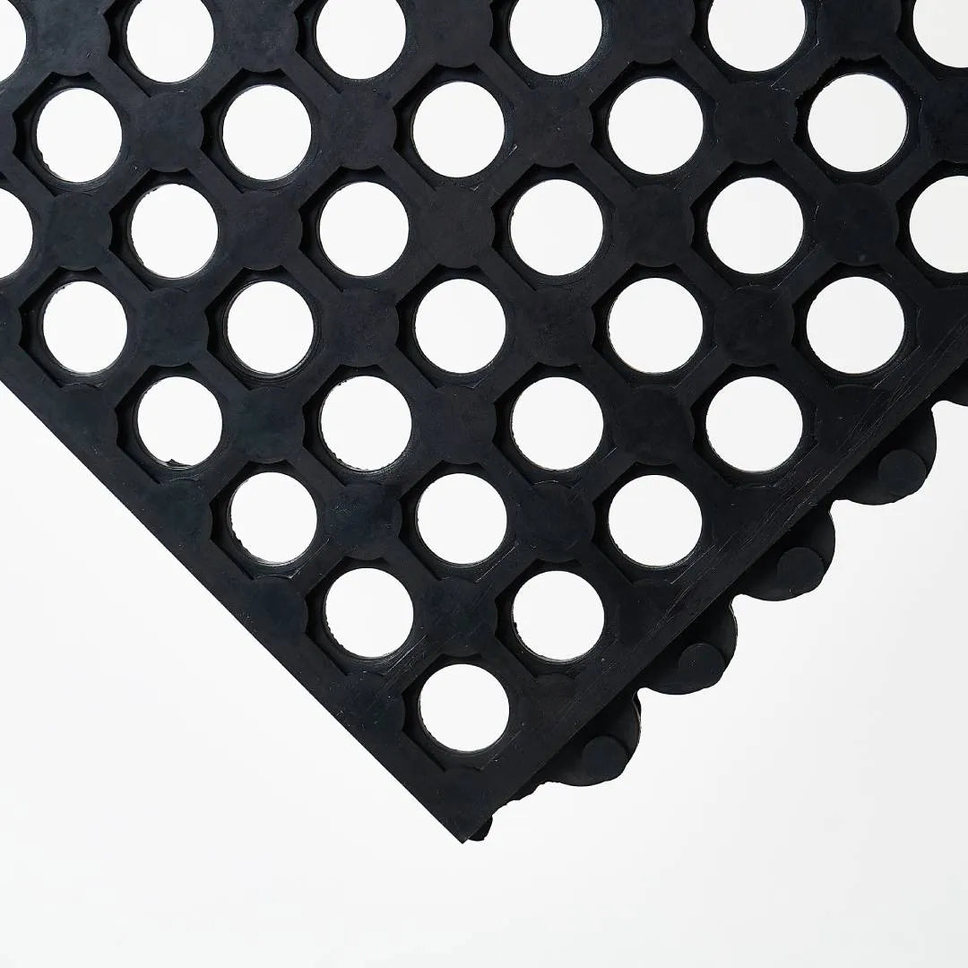Tapete antifatiga de hule negro de 90x90 cm interconectable para áreas de trabajo de pie — Hules Quimor JR